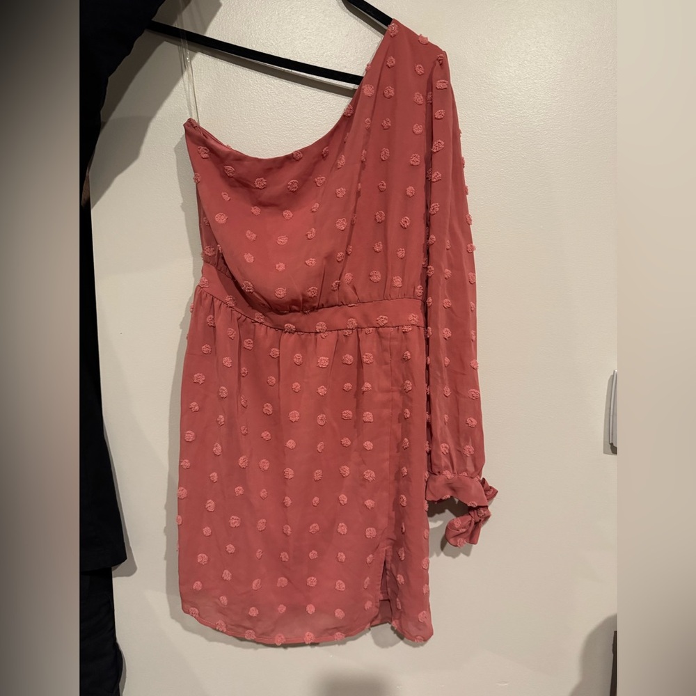 One-Shoulder Pink Dress
